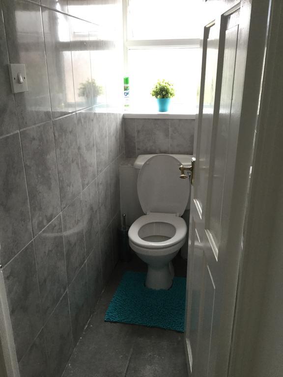 4 Bed House Next To Basildon Town Centre Villa Exterior foto
