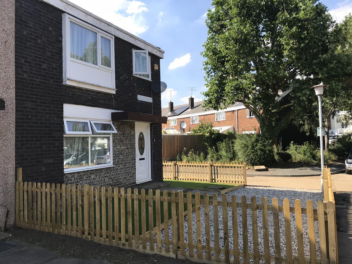 4 Bed House Next To Basildon Town Centre Villa Exterior foto